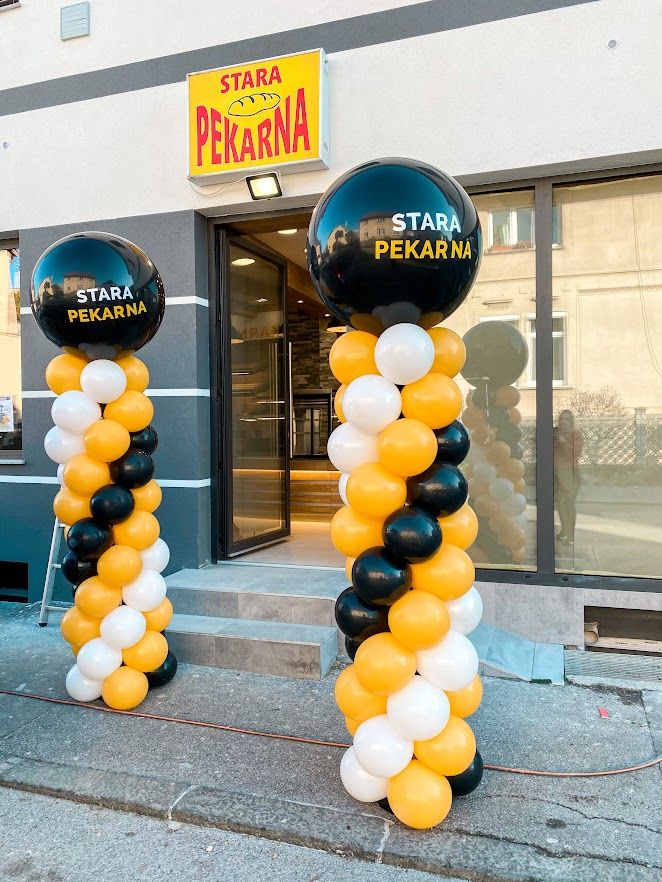 Balonska stebra s potiskanim logotipom